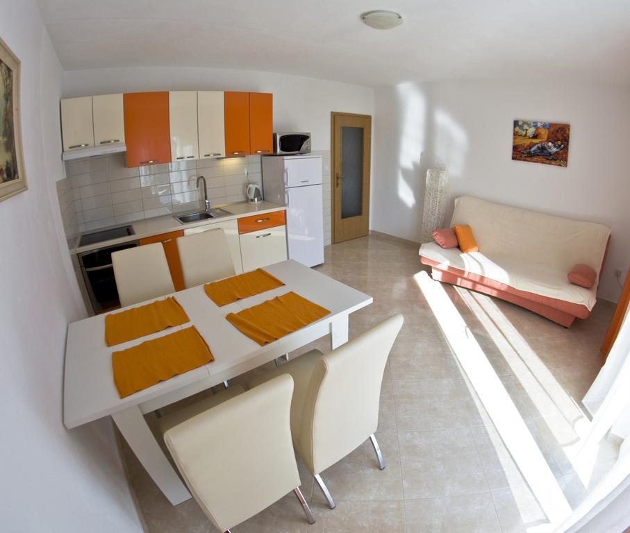 Apartments Kristian Bol Room photo